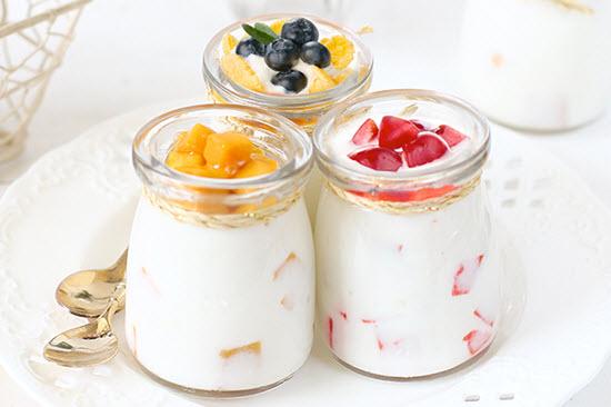 thoái hóa đốt sống cổ nên uống sữa gì